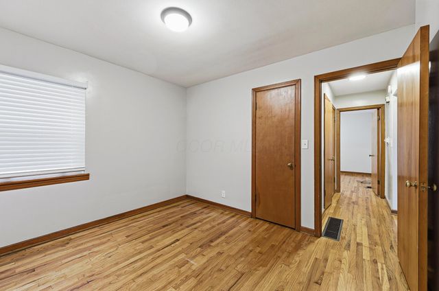 1884 E North Broadway Street, Columbus, OH 43224