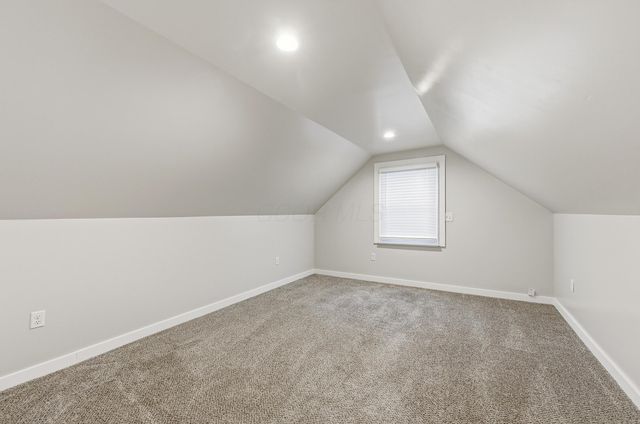 1884 E North Broadway Street, Columbus, OH 43224