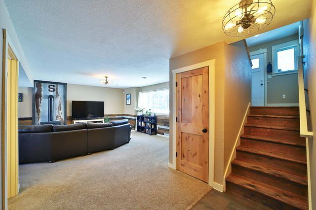 8136 County Road 123, Brainerd, MN 56401