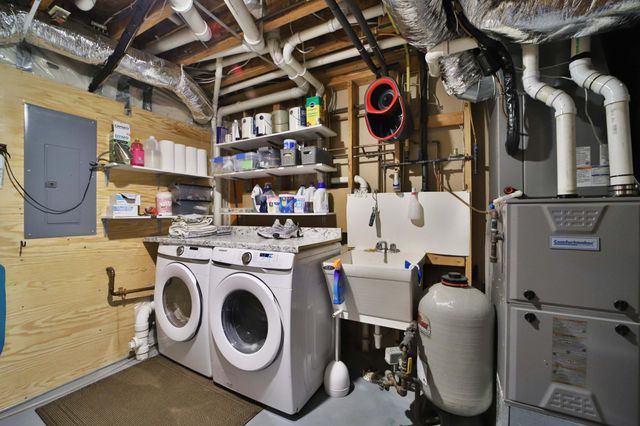 8136 County Road 123, Brainerd, MN 56401