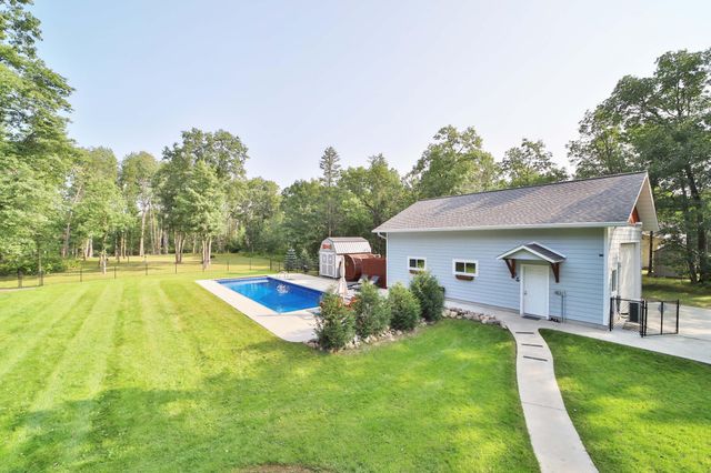 8136 County Road 123, Brainerd, MN 56401