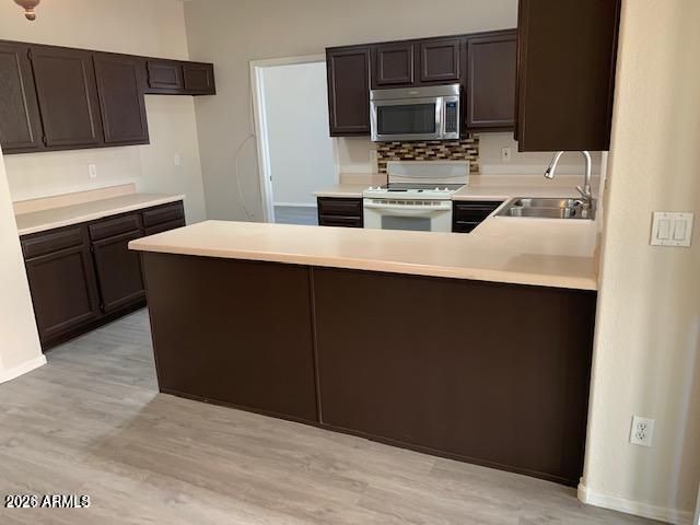 442 W EL FREDA Road, Tempe, AZ 85284
