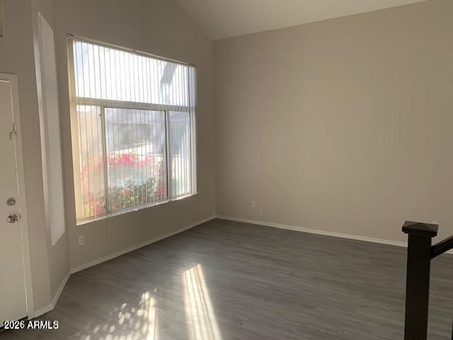442 W EL FREDA Road, Tempe, AZ 85284