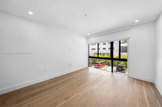 200 Sunrise Dr 200C, Key Biscayne, FL 33149