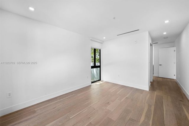 200 Sunrise Dr 200C, Key Biscayne, FL 33149