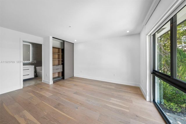 200 Sunrise Dr 200C, Key Biscayne, FL 33149