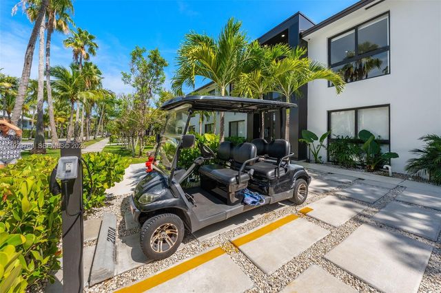 200 Sunrise Dr 200C, Key Biscayne, FL 33149