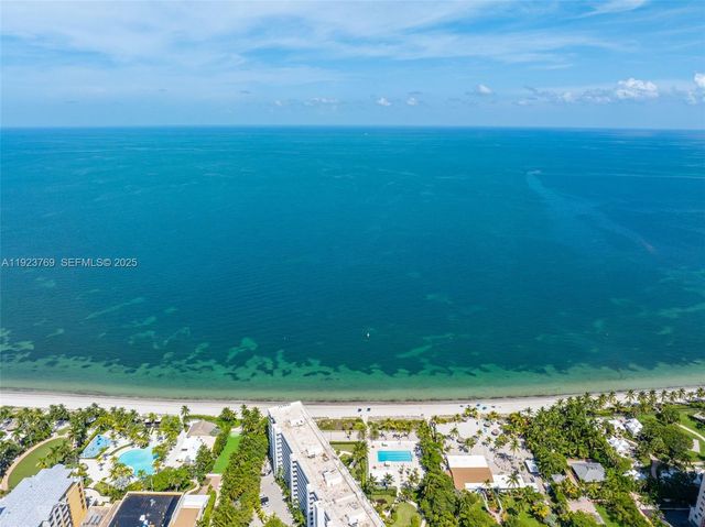 200 Sunrise Dr 200C, Key Biscayne, FL 33149