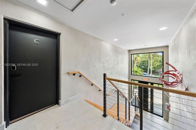 200 Sunrise Dr 200C, Key Biscayne, FL 33149