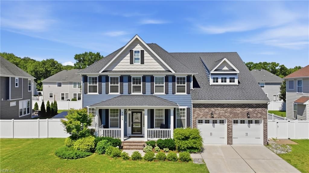 2209 Beeblossom LN, Chesapeake, VA 23323