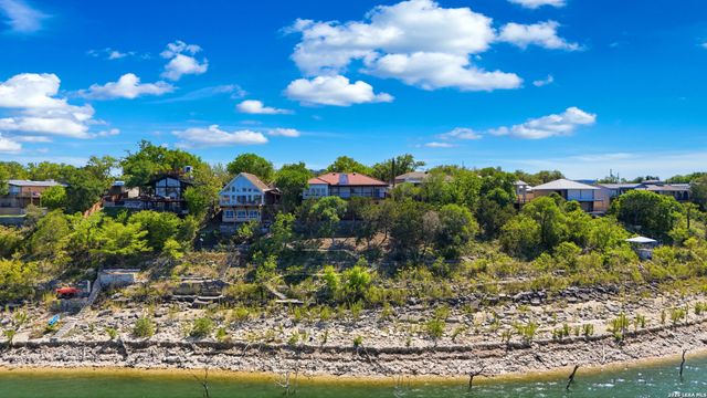 2886 COLLEEN DR, Canyon Lake, TX 78133