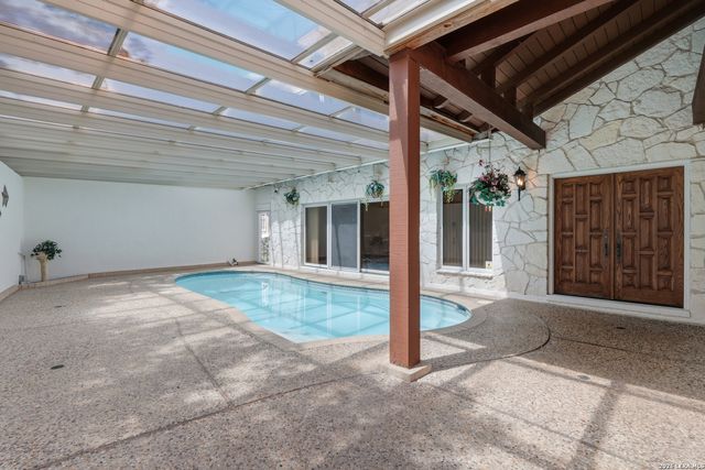 2886 COLLEEN DR, Canyon Lake, TX 78133