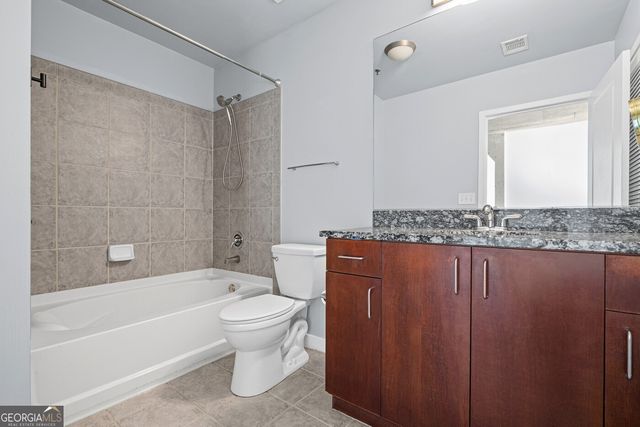 250 Pharr Road NE 1914, Atlanta, GA 30305