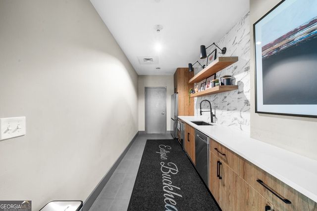 250 Pharr Road NE 1914, Atlanta, GA 30305