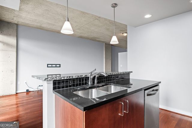 250 Pharr Road NE 1914, Atlanta, GA 30305