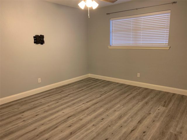328 1st Street Street B, Galveston, TX 77550