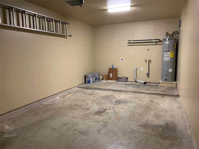 328 1st Street Street B, Galveston, TX 77550