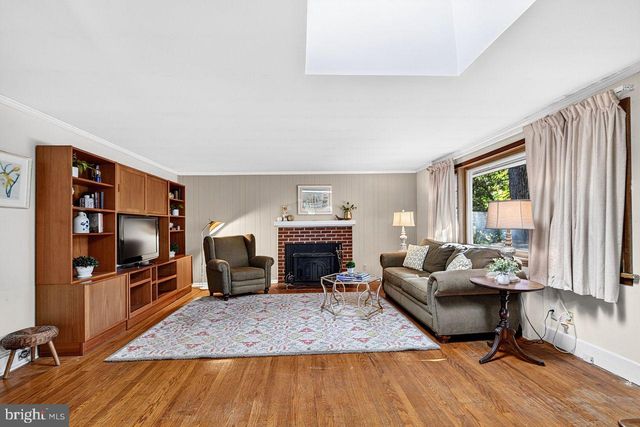 114 N MAIN ST, Cranbury, NJ 08512