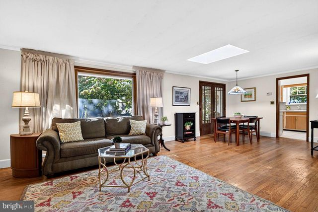 114 N MAIN ST, Cranbury, NJ 08512