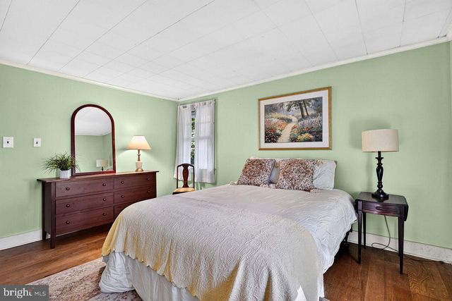 114 N MAIN ST, Cranbury, NJ 08512