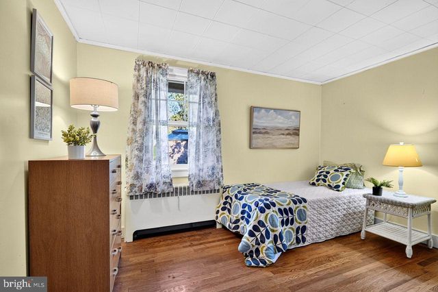 114 N MAIN ST, Cranbury, NJ 08512