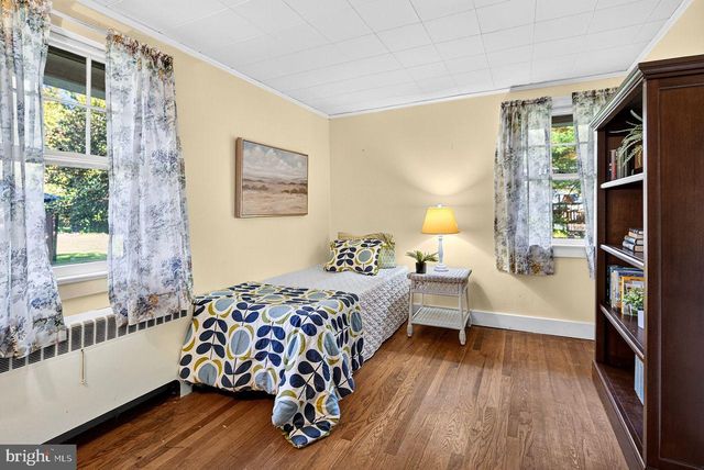 114 N MAIN ST, Cranbury, NJ 08512