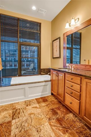 301 5th Avenue 702, Downtown Pgh, PA 15222