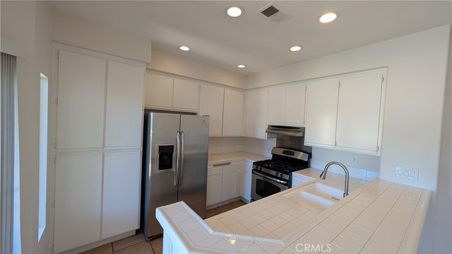 28446 Yosemite, Lake Forest, CA 92679