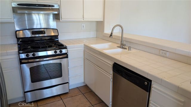28446 Yosemite, Lake Forest, CA 92679