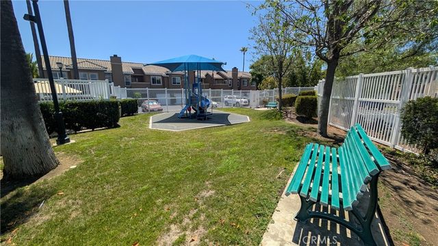 28446 Yosemite, Lake Forest, CA 92679