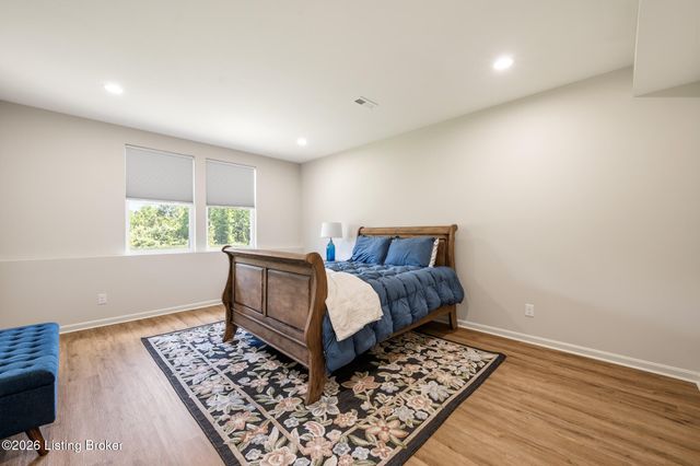 3617 Fordham Park Dr, Louisville, KY 40245