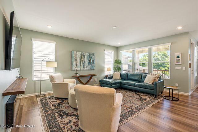 3617 Fordham Park Dr, Louisville, KY 40245