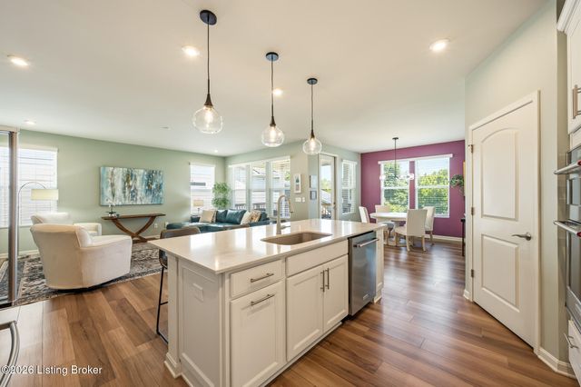 3617 Fordham Park Dr, Louisville, KY 40245