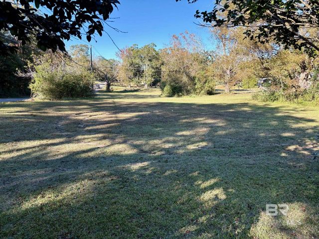 605 S White Avenue, Bay Minette, AL 36507