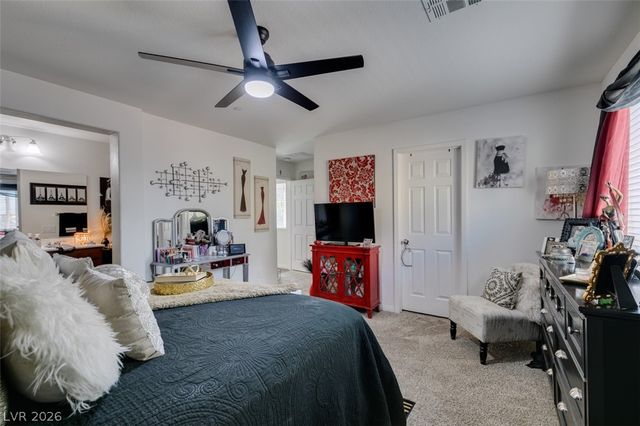 1525 Spiced Wine Avenue 17105, Henderson, NV 89074