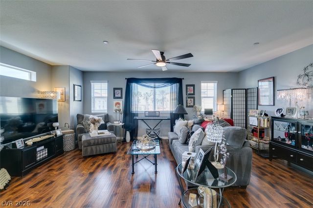 1525 Spiced Wine Avenue 17105, Henderson, NV 89074