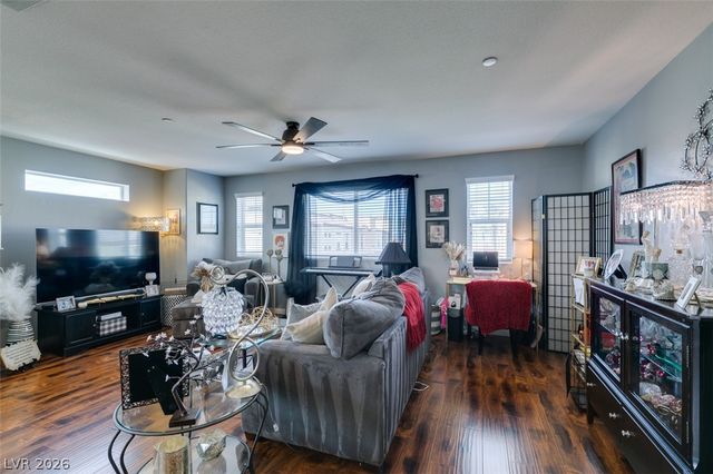 1525 Spiced Wine Avenue 17105, Henderson, NV 89074