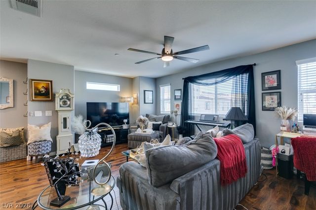 1525 Spiced Wine Avenue 17105, Henderson, NV 89074