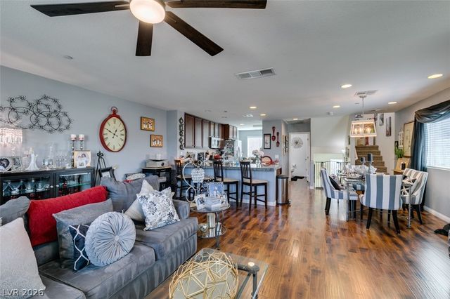 1525 Spiced Wine Avenue 17105, Henderson, NV 89074