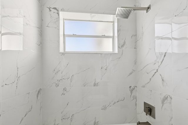 1040 N 74th Way, Hollywood, FL 33024