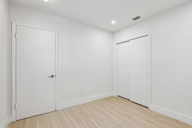 1040 N 74th Way, Hollywood, FL 33024