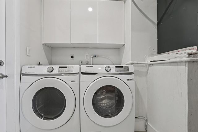 1040 N 74th Way, Hollywood, FL 33024