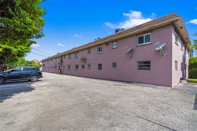1250 W 26th Pl 108, Hialeah, FL 33010