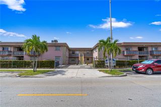 1250 W 26th Pl 108, Hialeah, FL 33010
