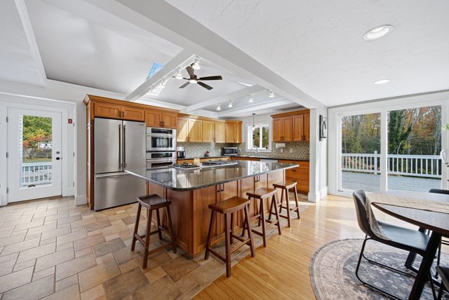 78 Miller Street, Middleboro, MA 02346