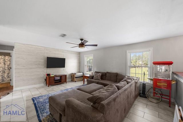 48 Norton Street, Ludowici, GA 31316