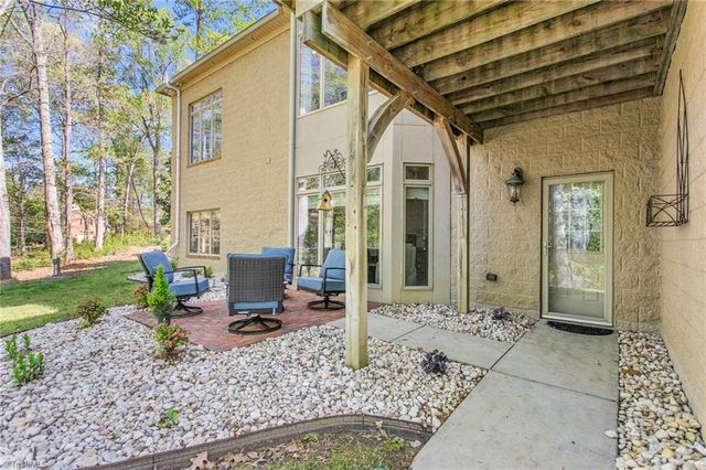 6699 Fegan Road, Summerfield, NC 27358