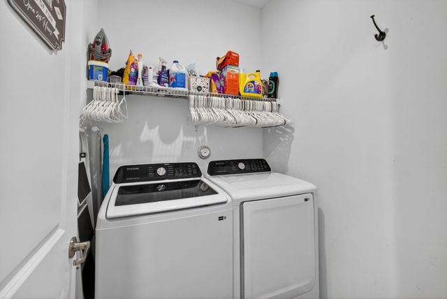 6607 Pointe Of Woods Drive, West Palm Beach, FL 33415