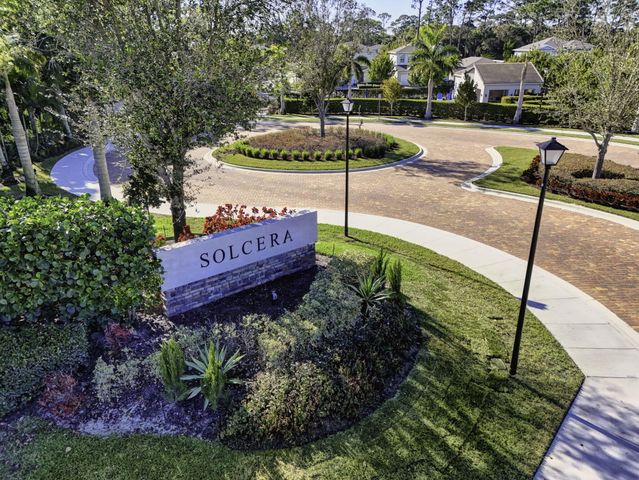 6607 Pointe Of Woods Drive, West Palm Beach, FL 33415