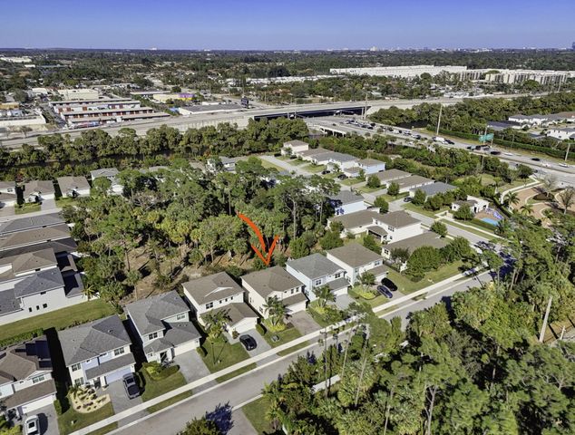 6607 Pointe Of Woods Drive, West Palm Beach, FL 33415